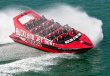 Jet boat